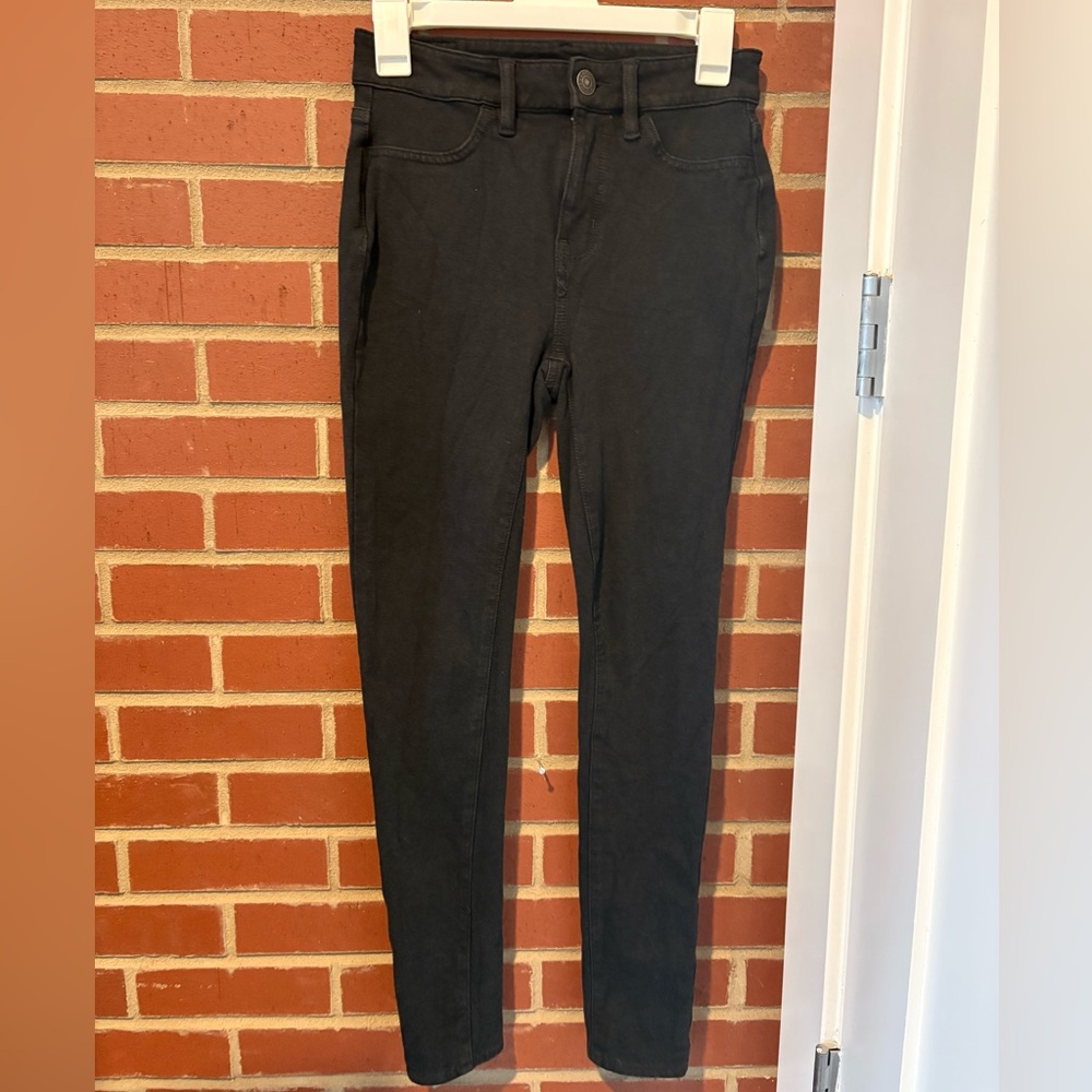 American Eagle Next Level Stretch Black Women Jeggings - Size 4
